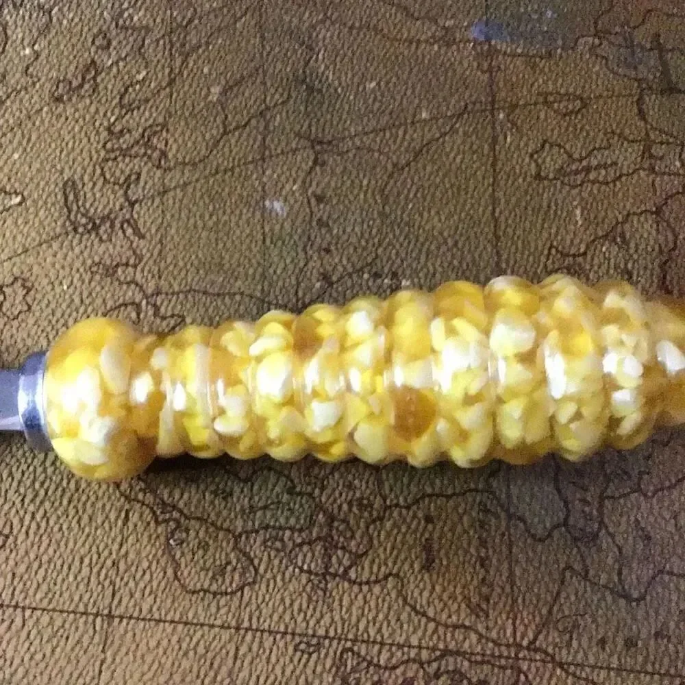 Vintage cake knife real corn kernels handle By Boston warehouse